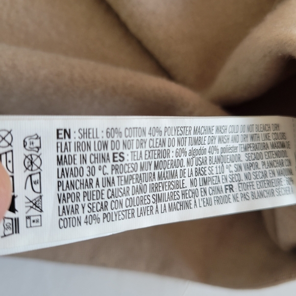 Forever 21 Cropped Hoodie. - Picture 6 of 7